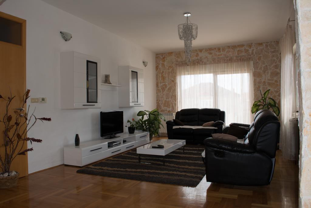 Apartment Adriana Τρογκίρ Δωμάτιο φωτογραφία