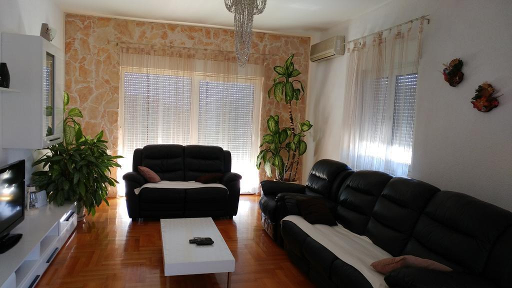Apartment Adriana Τρογκίρ Εξωτερικό φωτογραφία