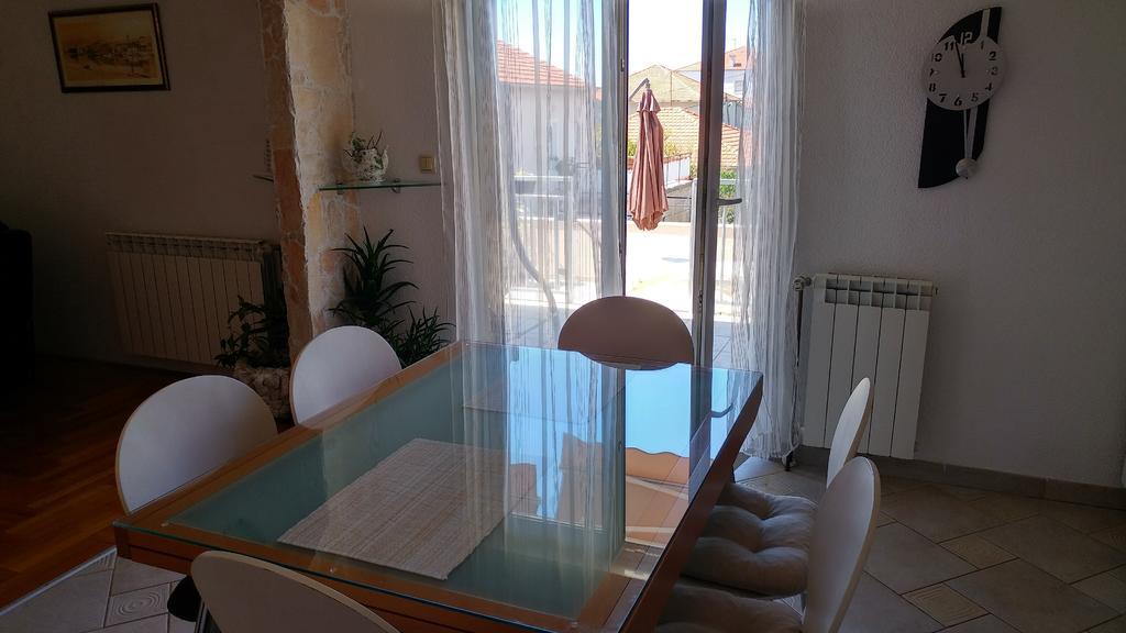 Apartment Adriana Τρογκίρ Εξωτερικό φωτογραφία